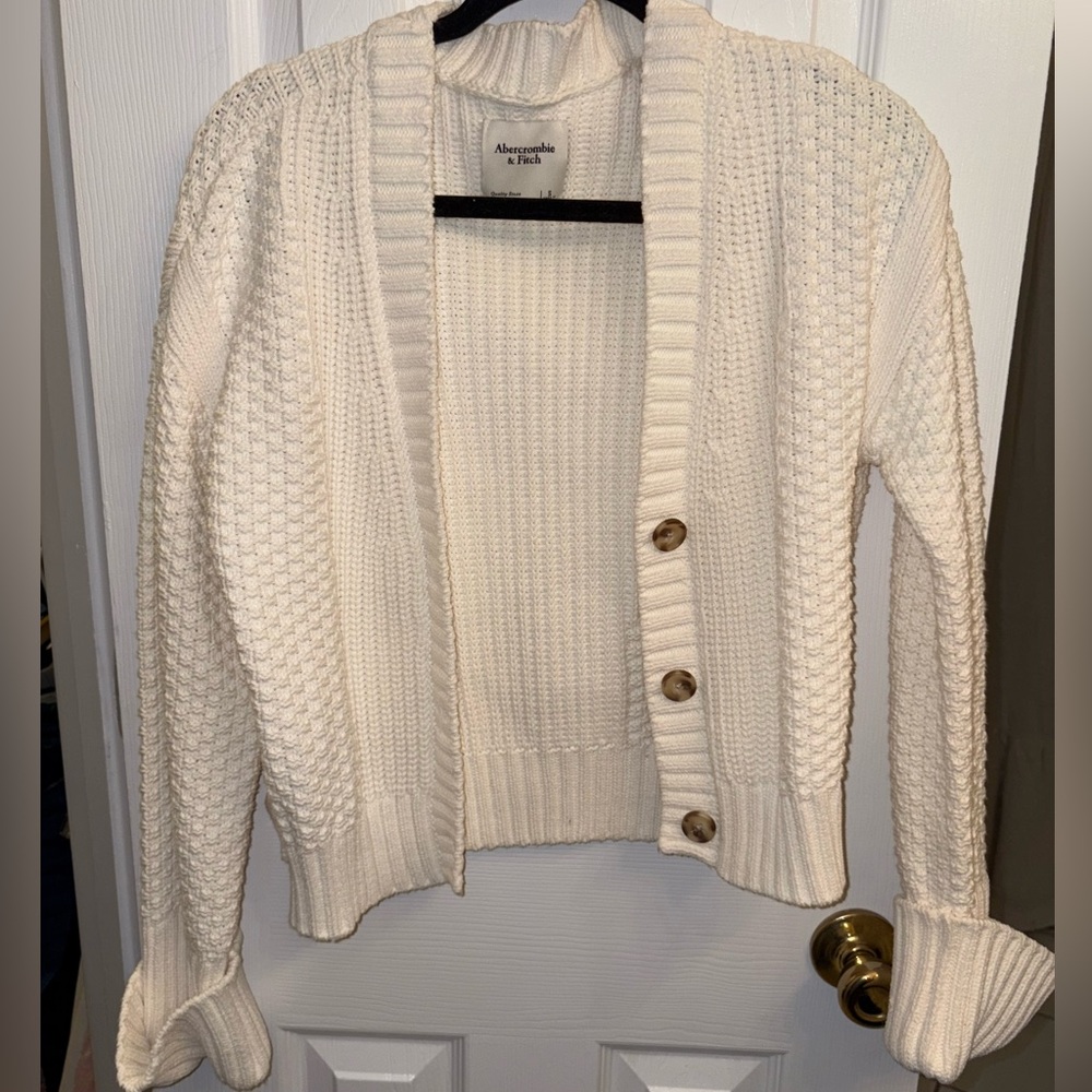 Cable knit cardigan